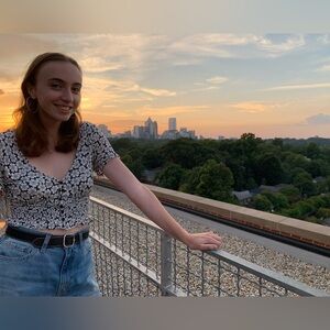 Meet your Posher, Libby